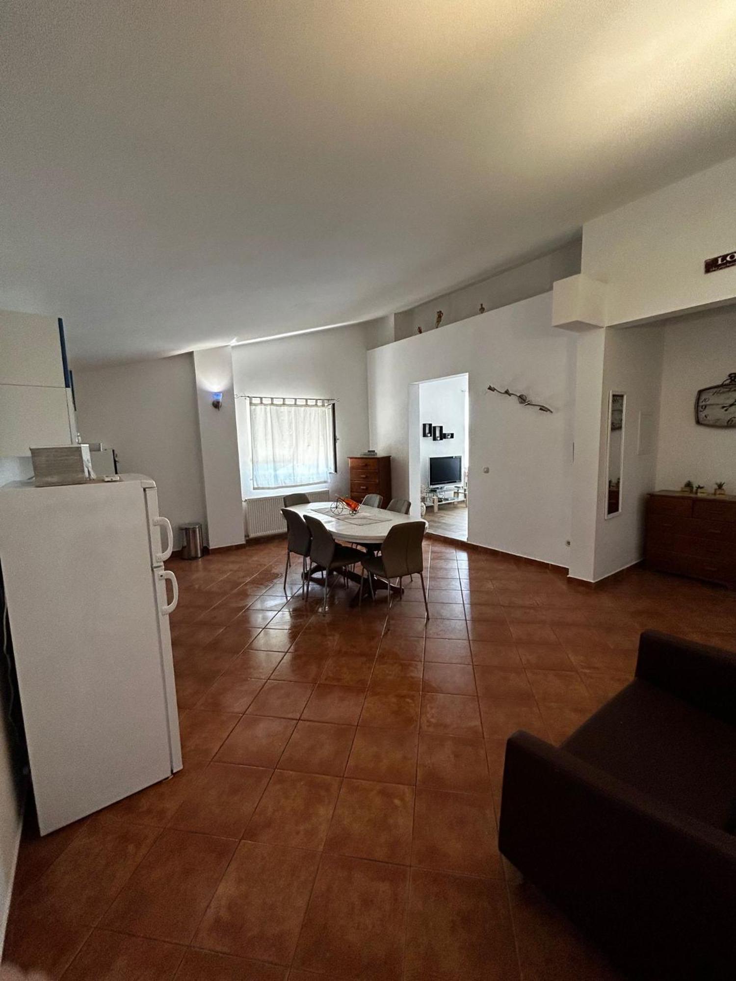 Apartments Petrovic Pirovac Bagian luar foto