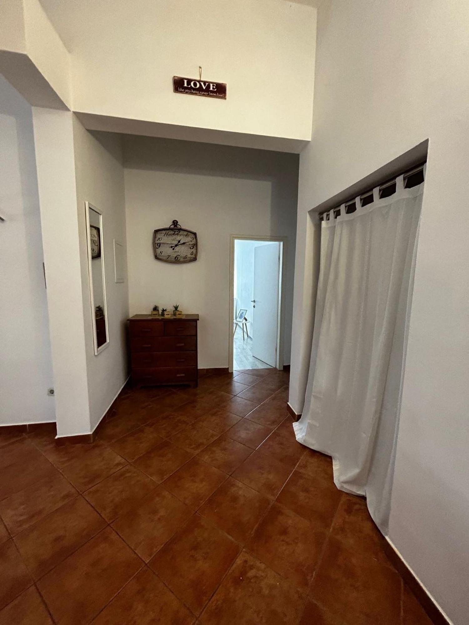 Apartments Petrovic Pirovac Bagian luar foto